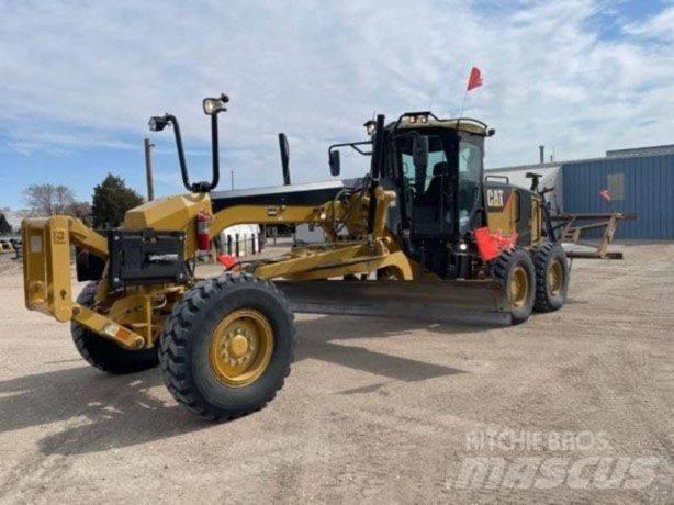 CAT 140 M Równiarki