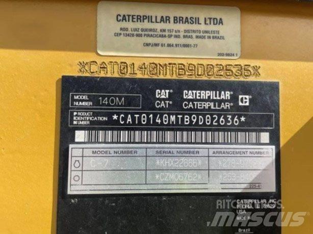 CAT 140 M Równiarki