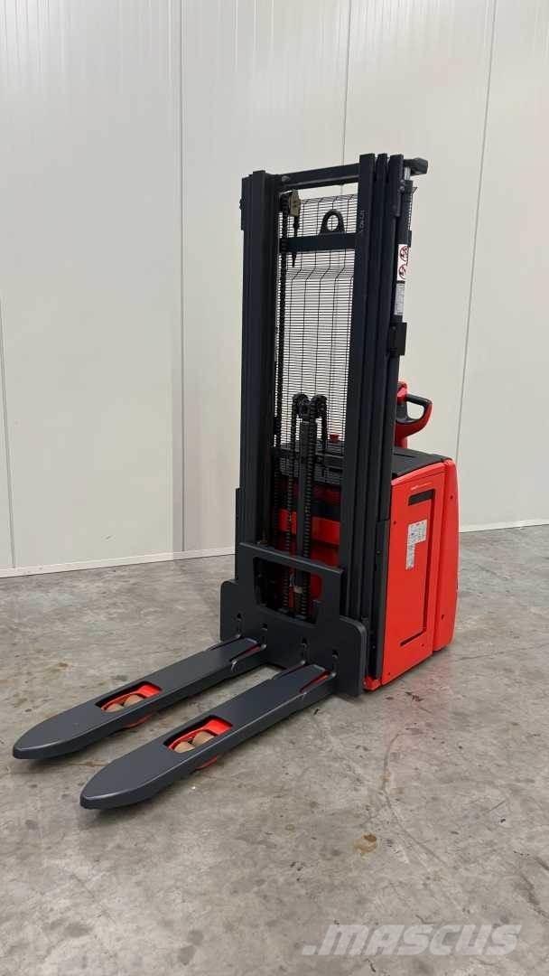 Linde L14 Samojezdne maszyny do załadunku