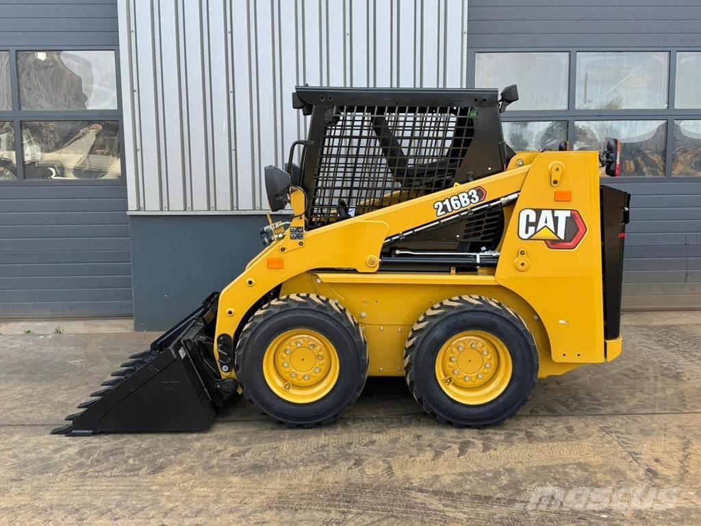 CAT 216B3 Ładowarki kołowe