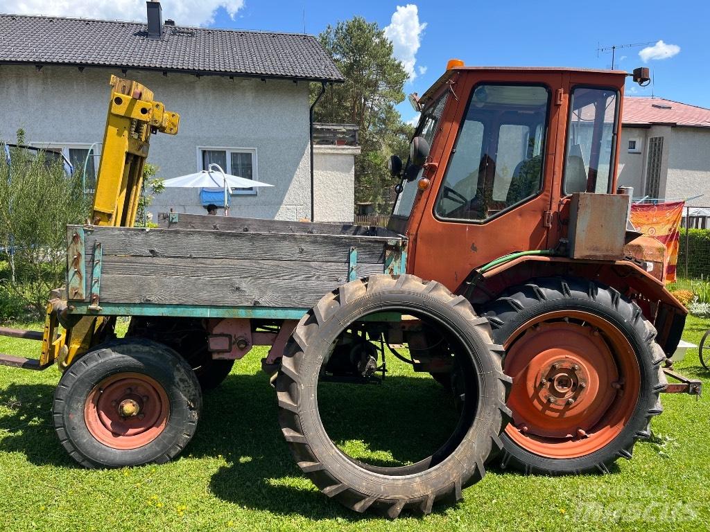 T -16M T16M Ciągniki rolnicze