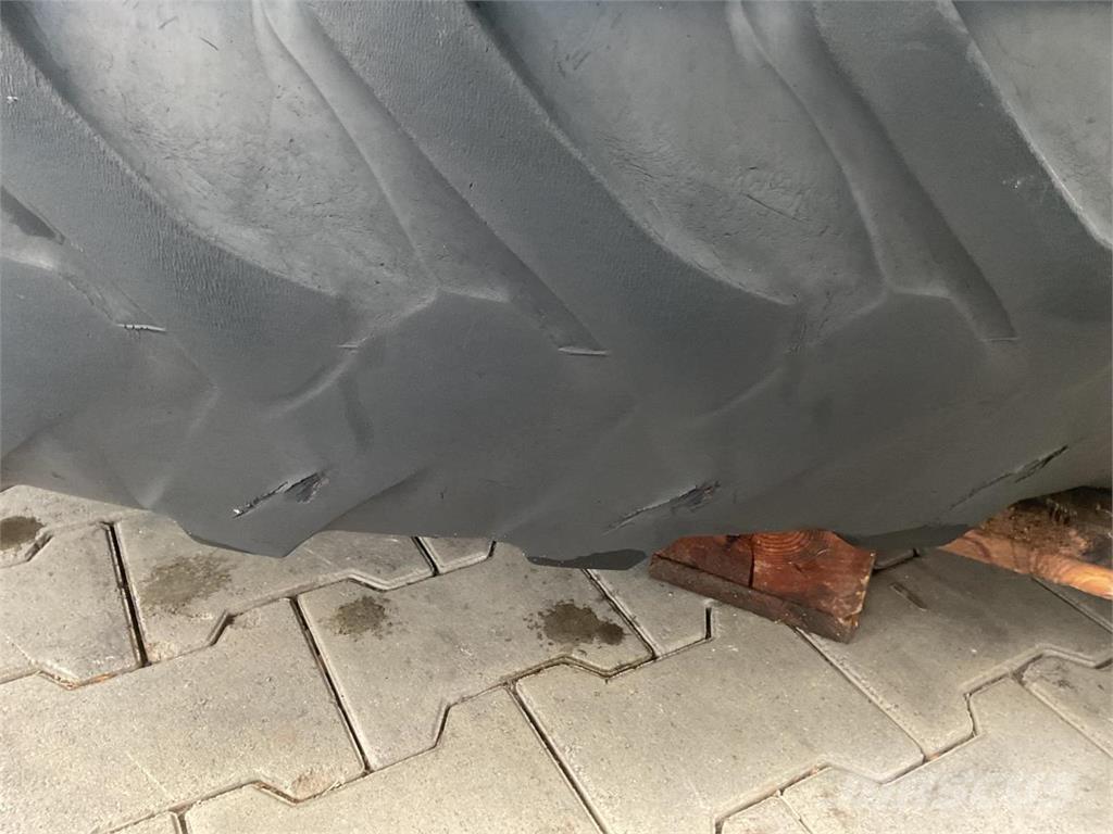 Alliance 12.4R52 Opony, koła i felgi