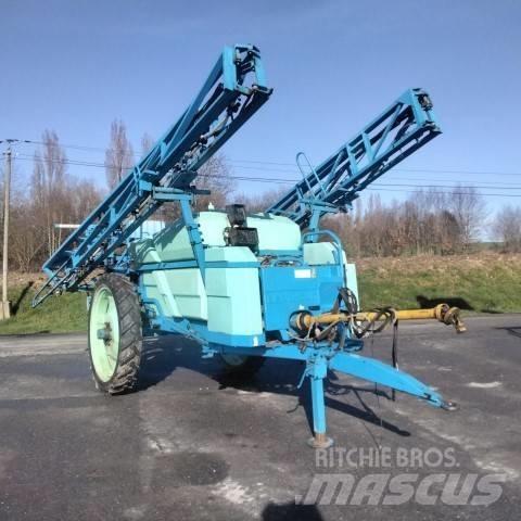 Berthoud Raca 25 S Opryskiwacze zaczepiane