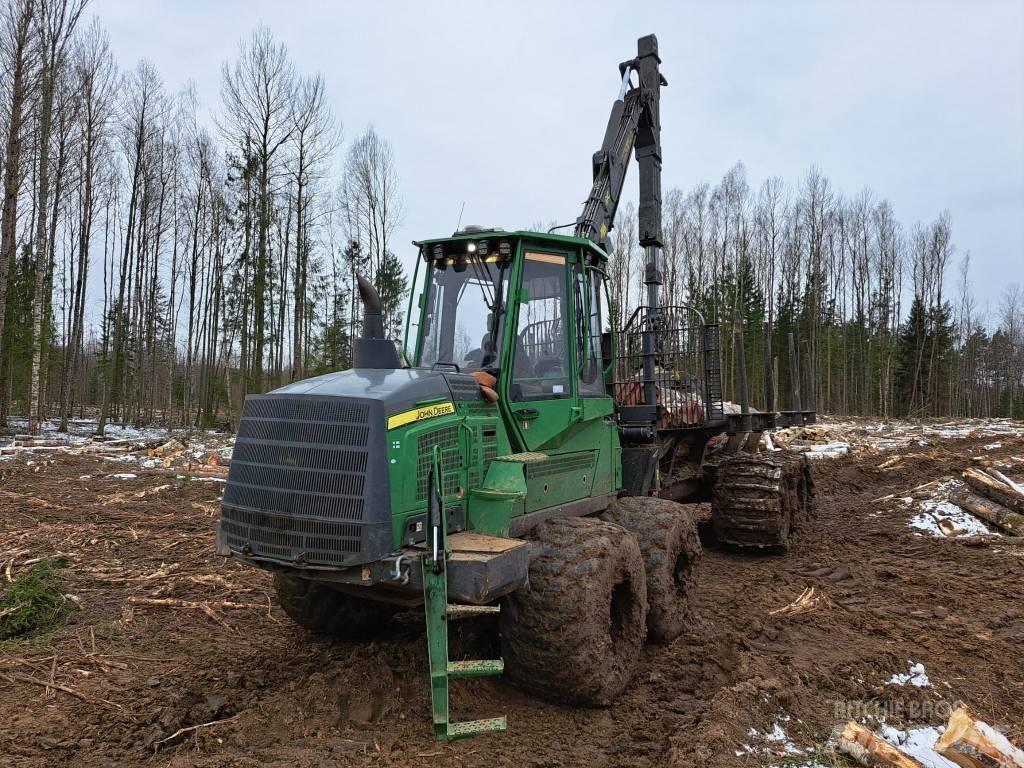 John Deere 1210 G Forwardery