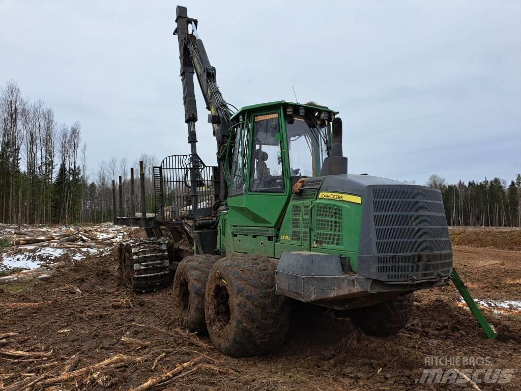 John Deere 1210 G Forwardery