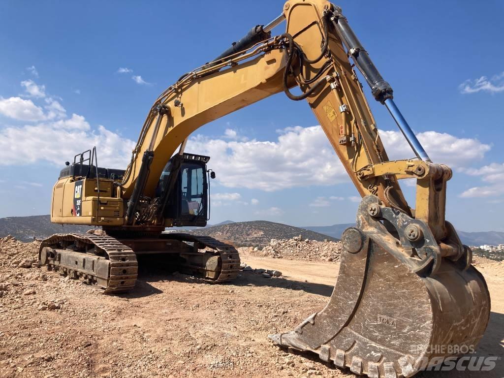 CAT 352 F Koparki gąsienicowe