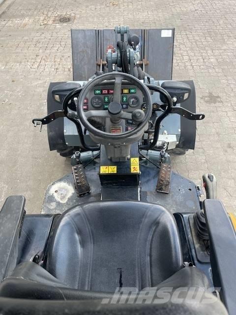 GiANT V452T X-TRA HD Miniładowarki