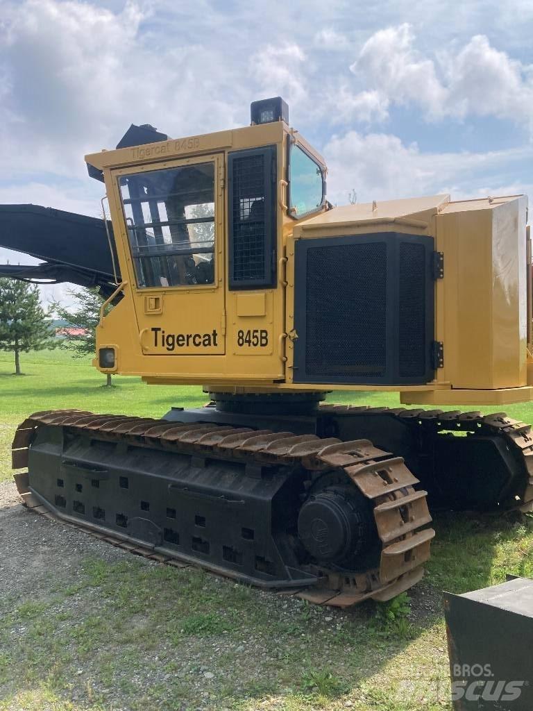 Tigercat 845B Harwestery