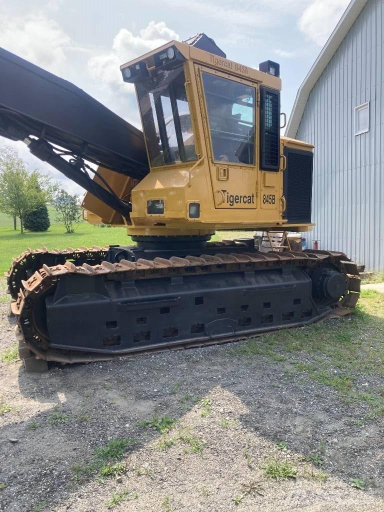 Tigercat 845B Harwestery