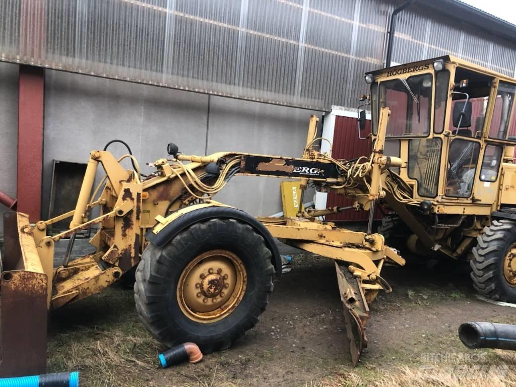 CAT 120 G Równiarki