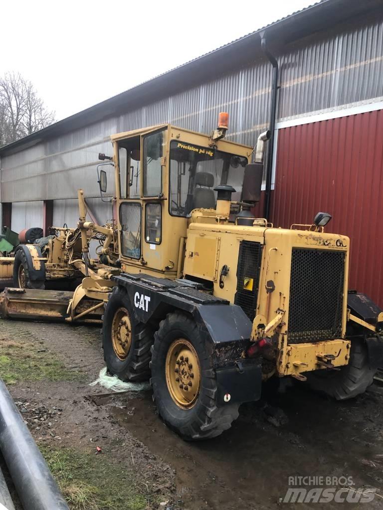 CAT 120 G Równiarki