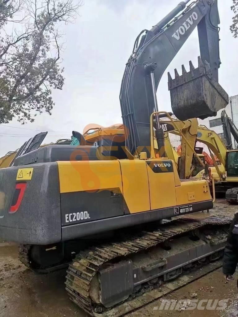 Volvo EC 200 Koparki gąsienicowe