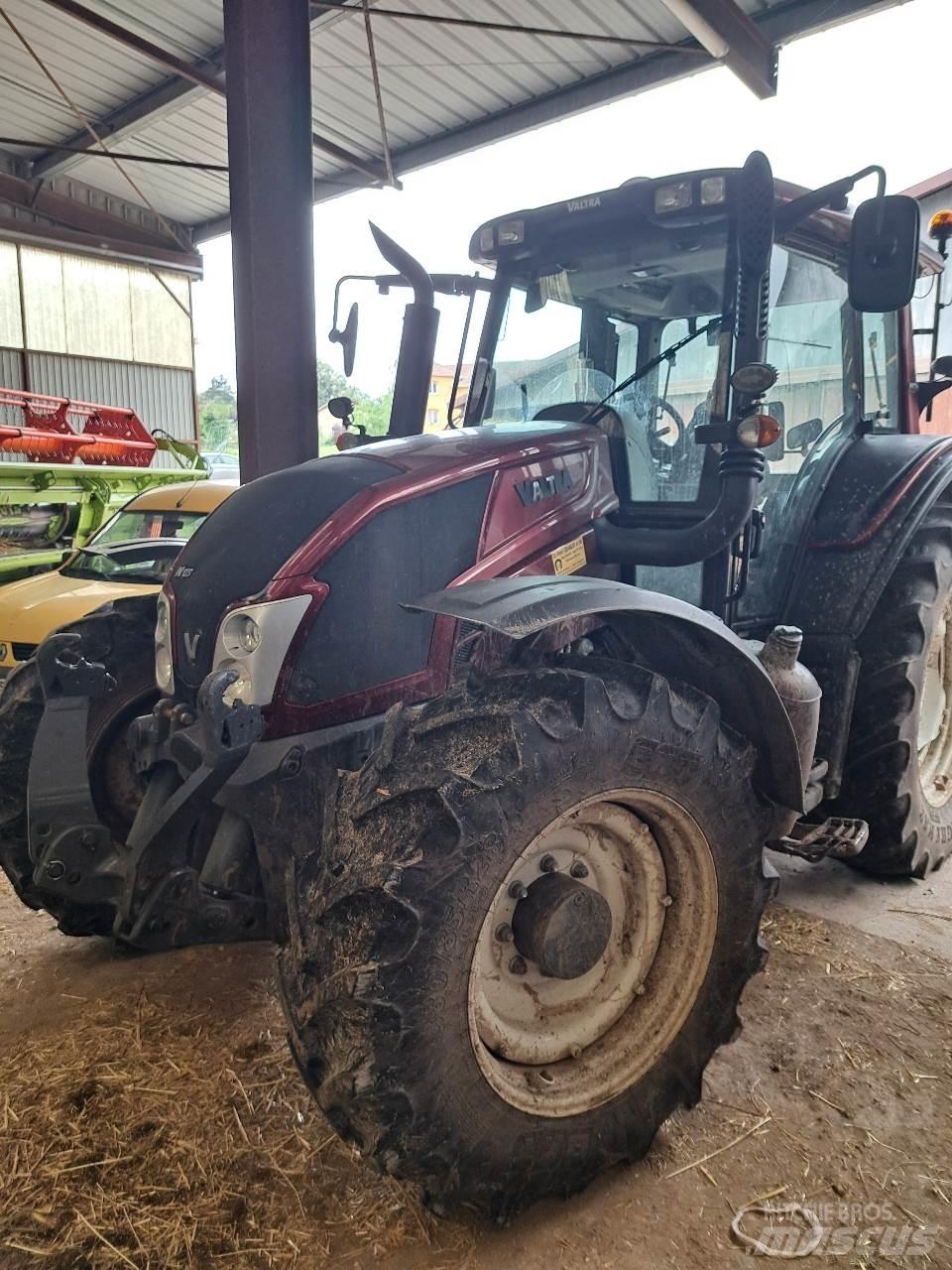 Valtra N123 Ciągniki rolnicze