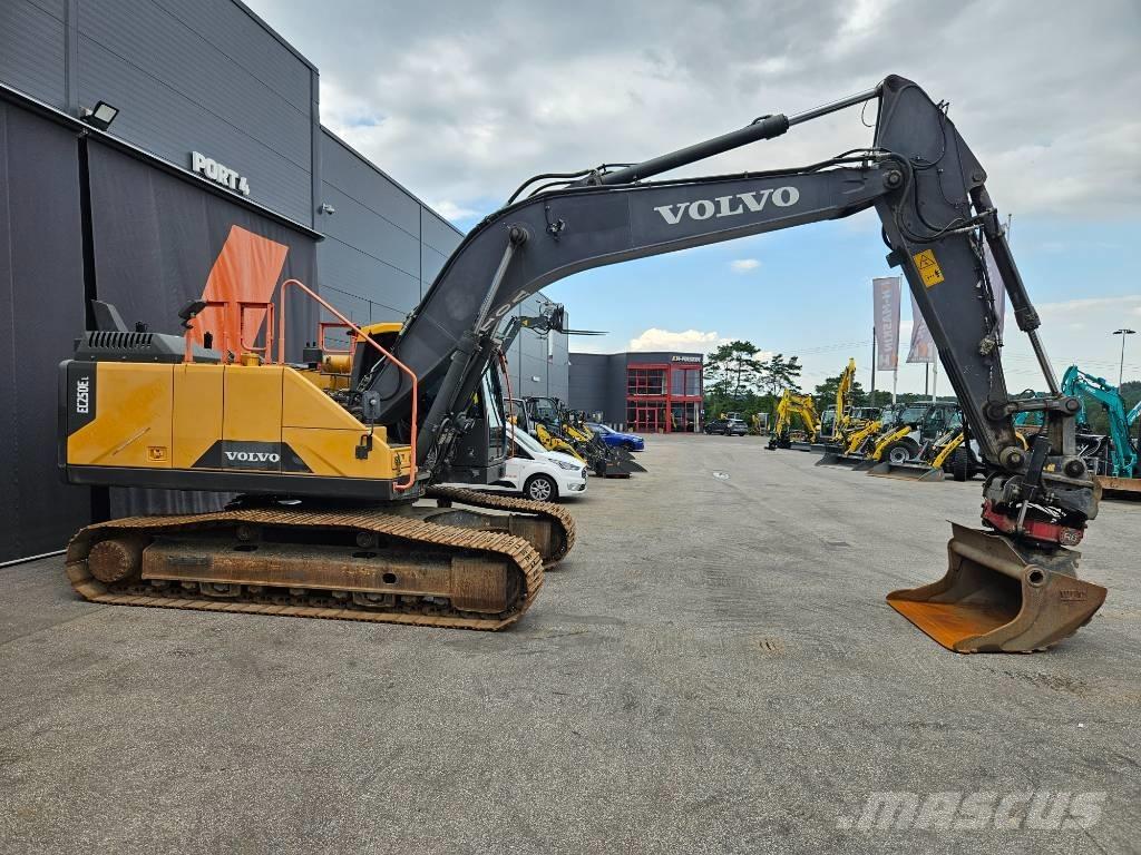Volvo EC 250 EL Koparki gąsienicowe