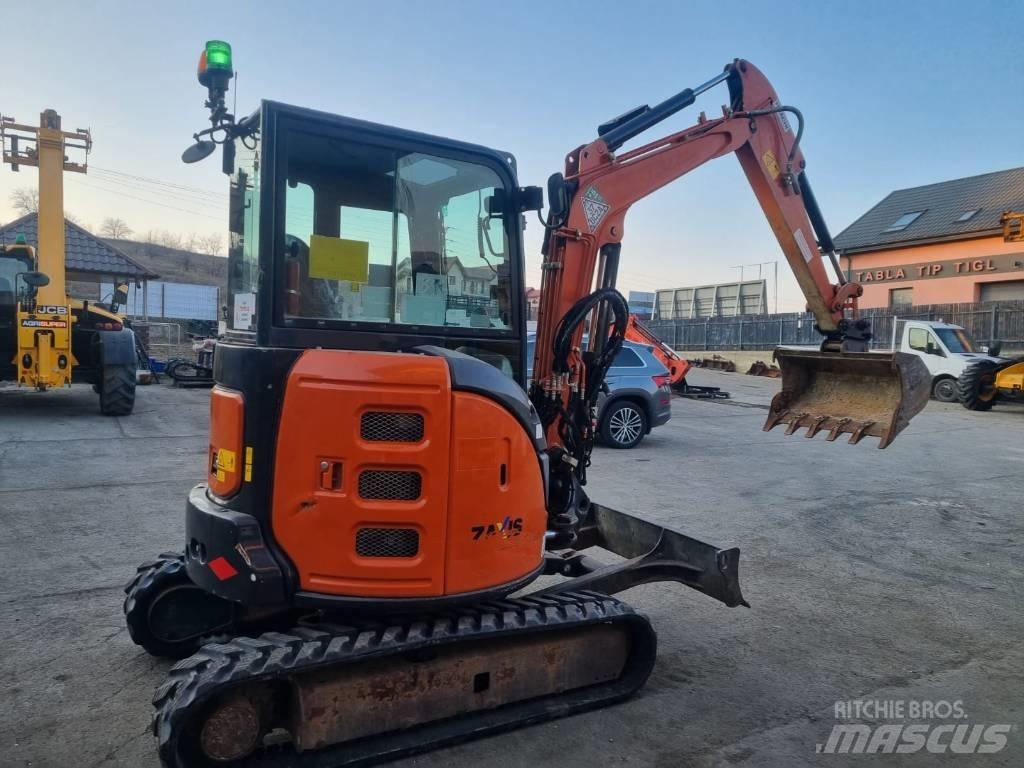 Hitachi Zaxis 33 Minikoparki