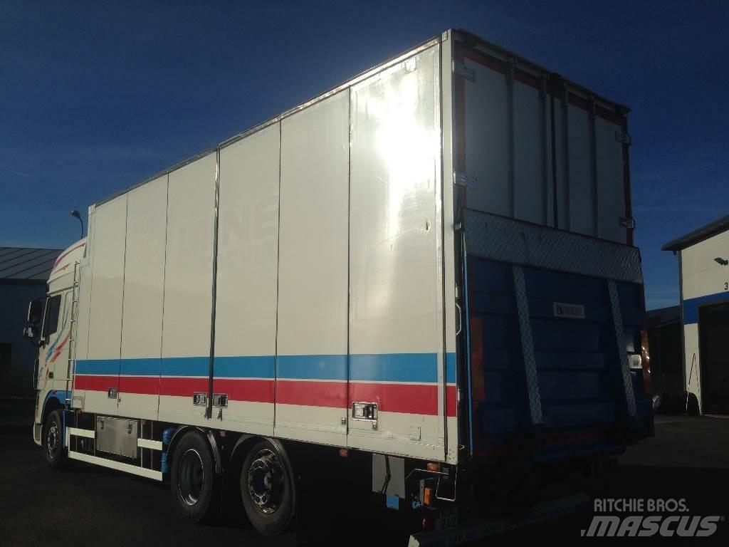 DAF XF105.510 6x2/48 Samochody ciężarowe ze skrzynią zamkniętą