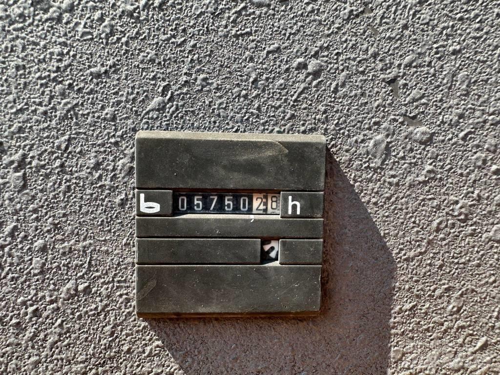 Nobas UB1236 Koparki wyburzeniowe