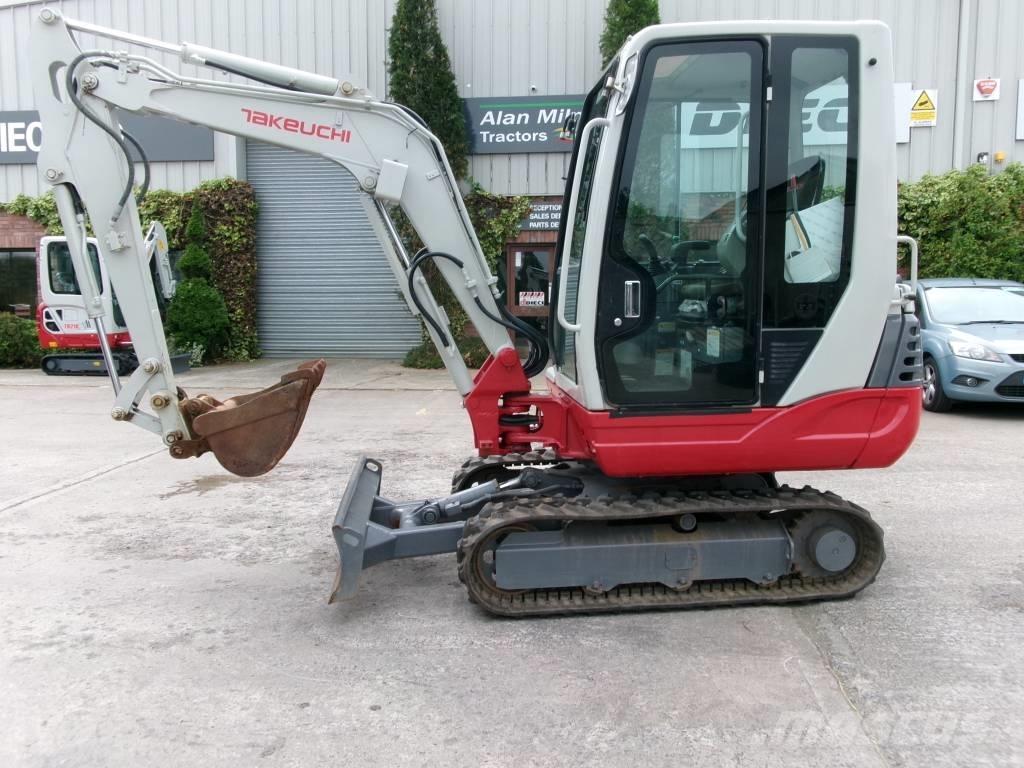 Takeuchi TB 228 Minikoparki