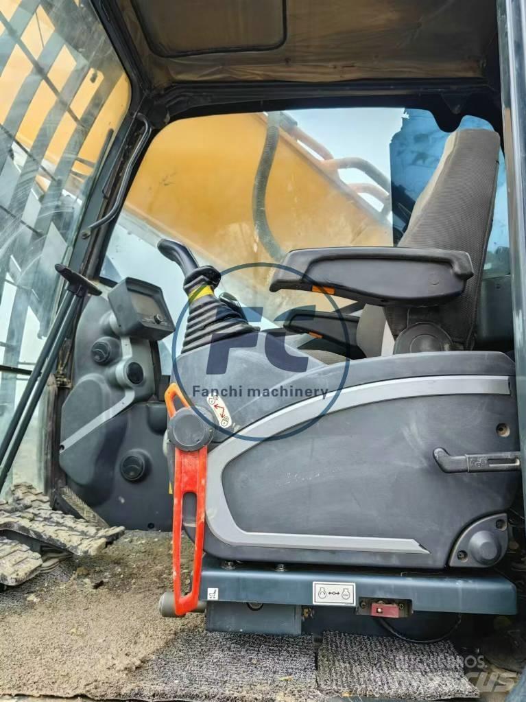 Hyundai 520L-9VS Koparki gąsienicowe