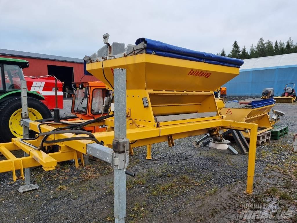 Falköping C-2 Inne akcesoria