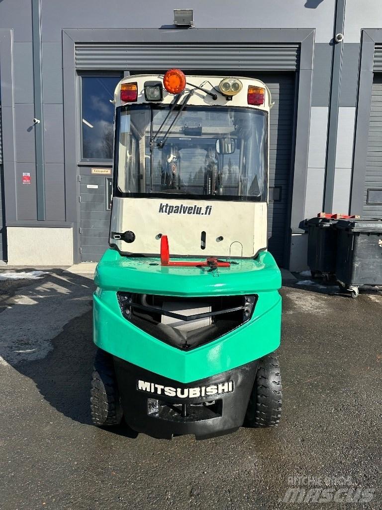 Mitsubishi FD25N Wózki Diesla