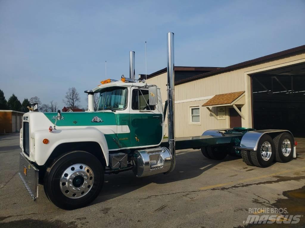 Mack R700 Pojazdy pod zabudowę