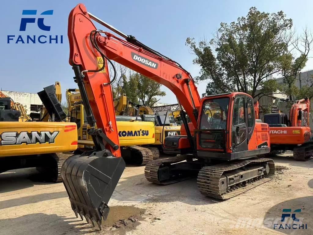 Doosan DX 140 LC Koparki gąsienicowe