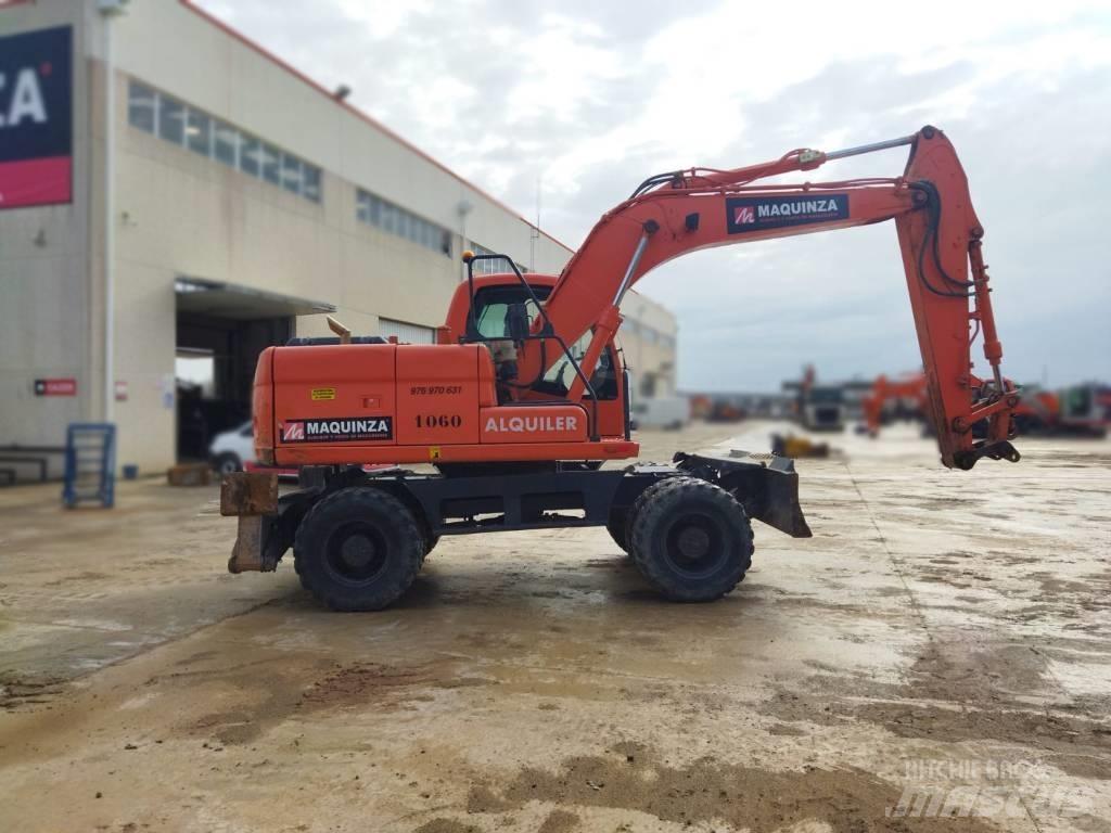 Doosan DX 140 W Koparki kołowe