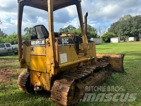 CAT D 4 C Spycharki gąsienicowe
