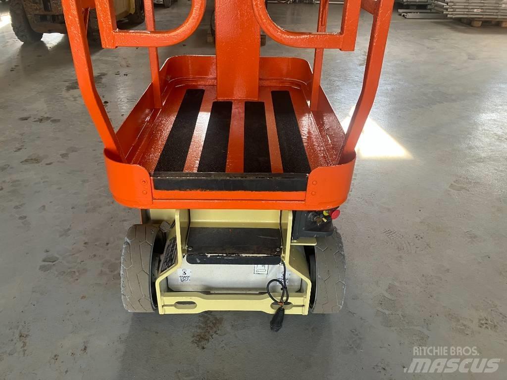 JLG 1230 ES Podnośniki masztowe