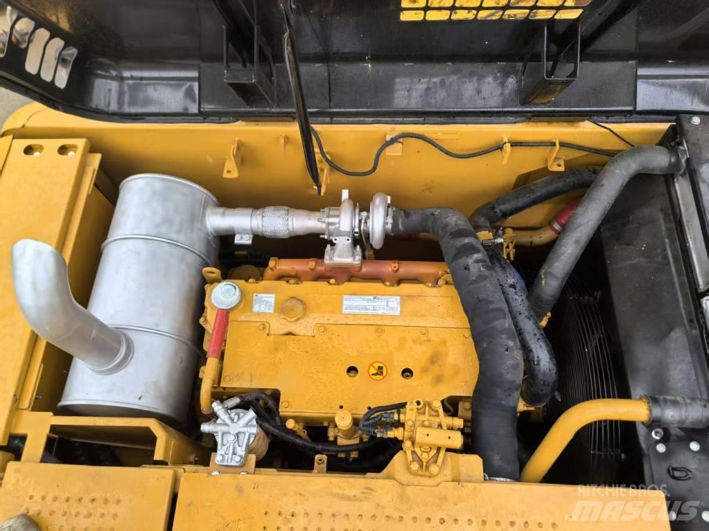 CAT 320D2 Midikoparki  7t - 12t