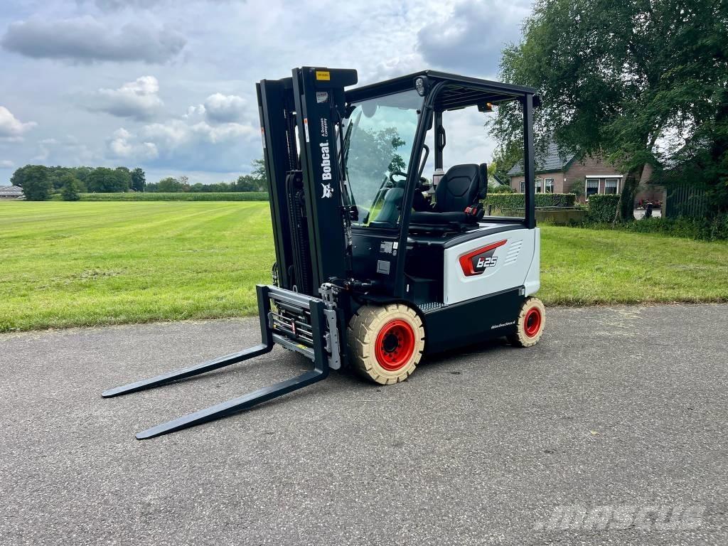 Bobcat B 25 X-7 Plus Wózki elektryczne
