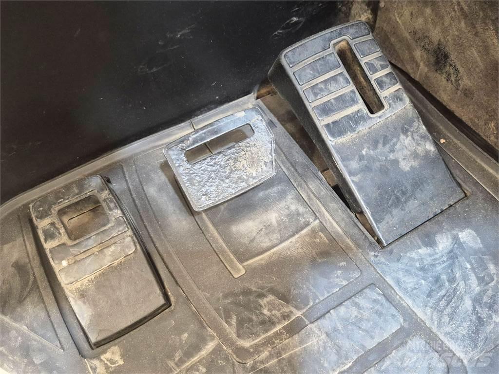 Mitsubishi RB16NH Wózki widłowe wysokiego składowania