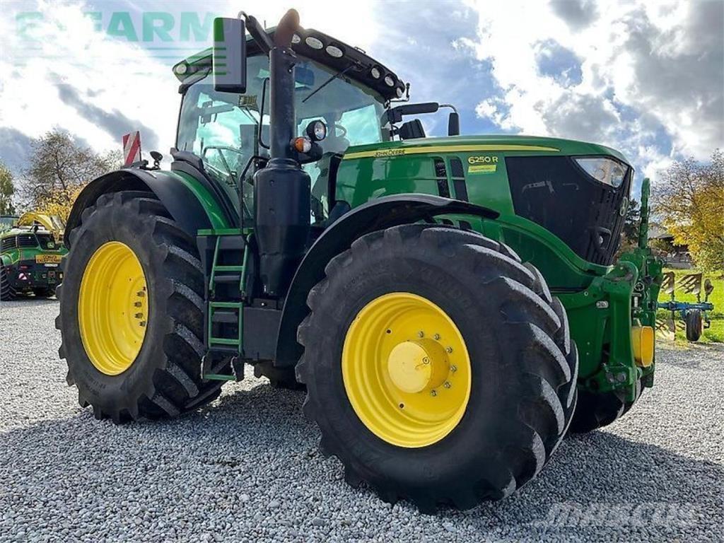 John Deere 6250r Ciągniki rolnicze