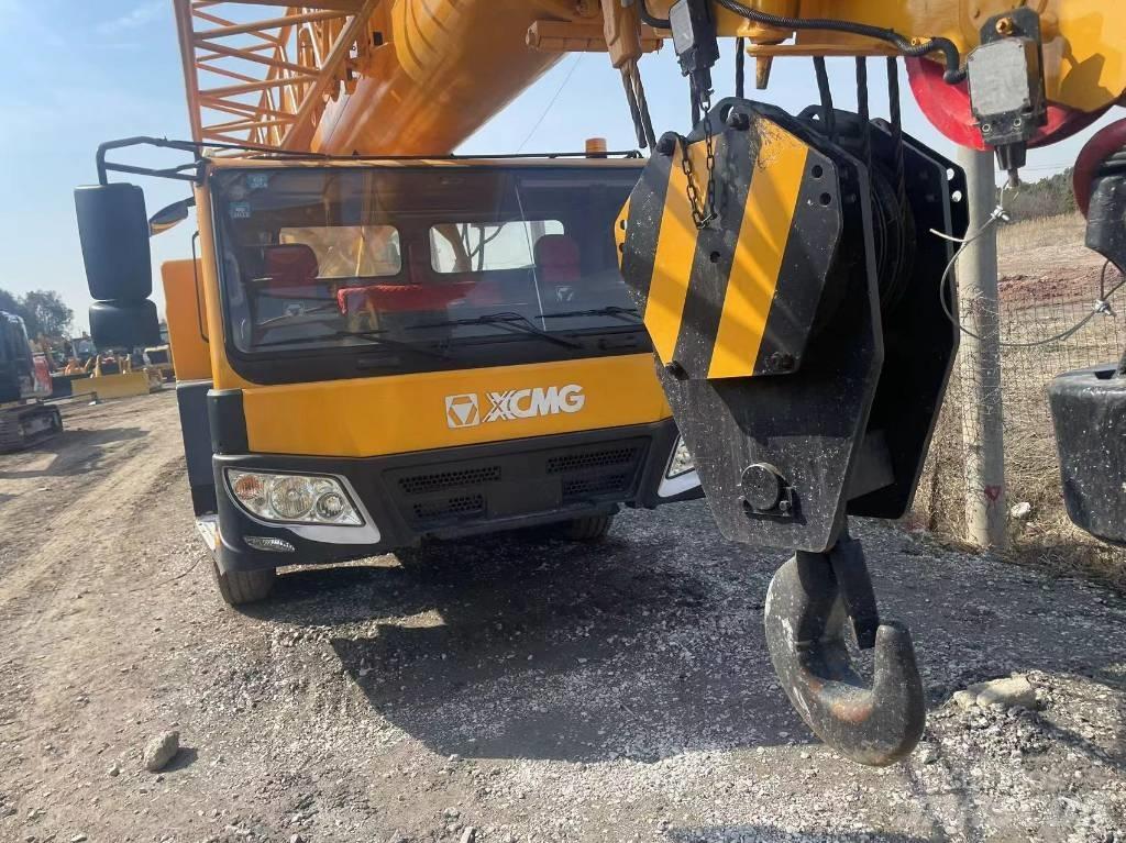 XCMG QY 70 K Żurawie terenowe