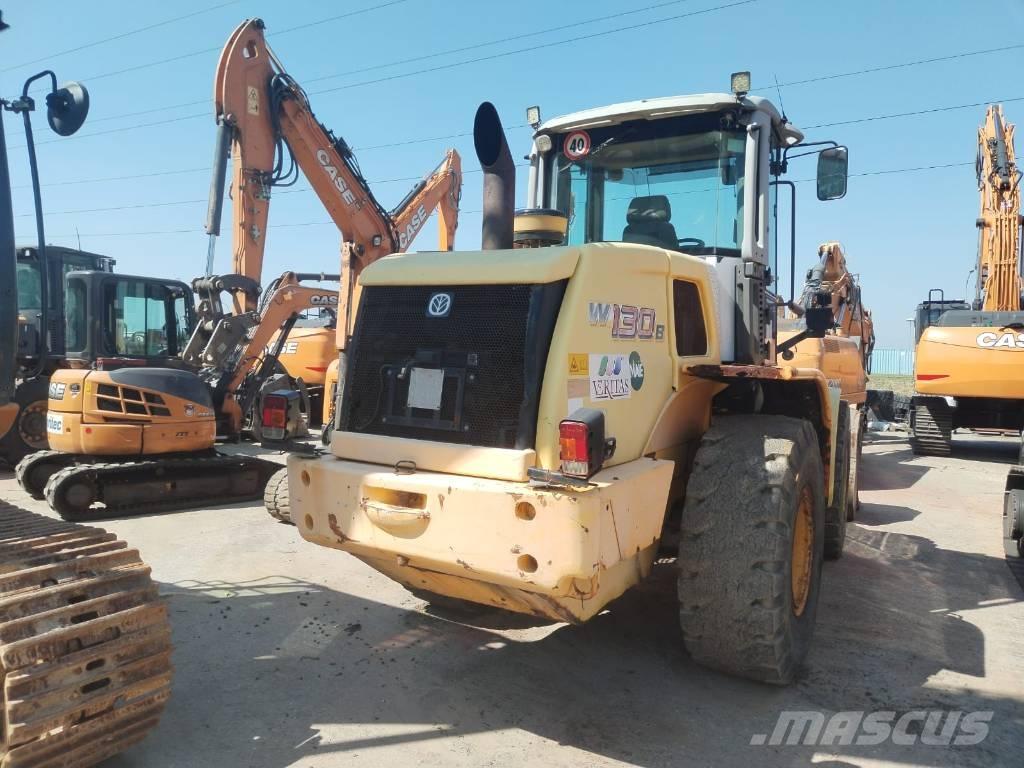 New Holland W 130 Ładowarki kołowe
