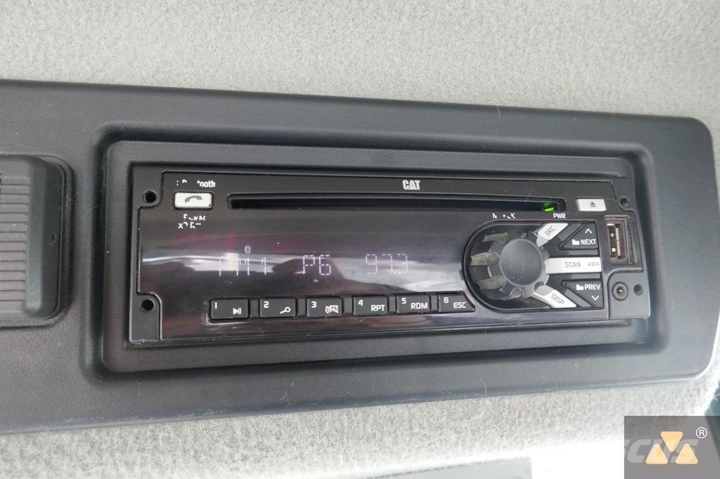 CAT 966M Ładowarki kołowe