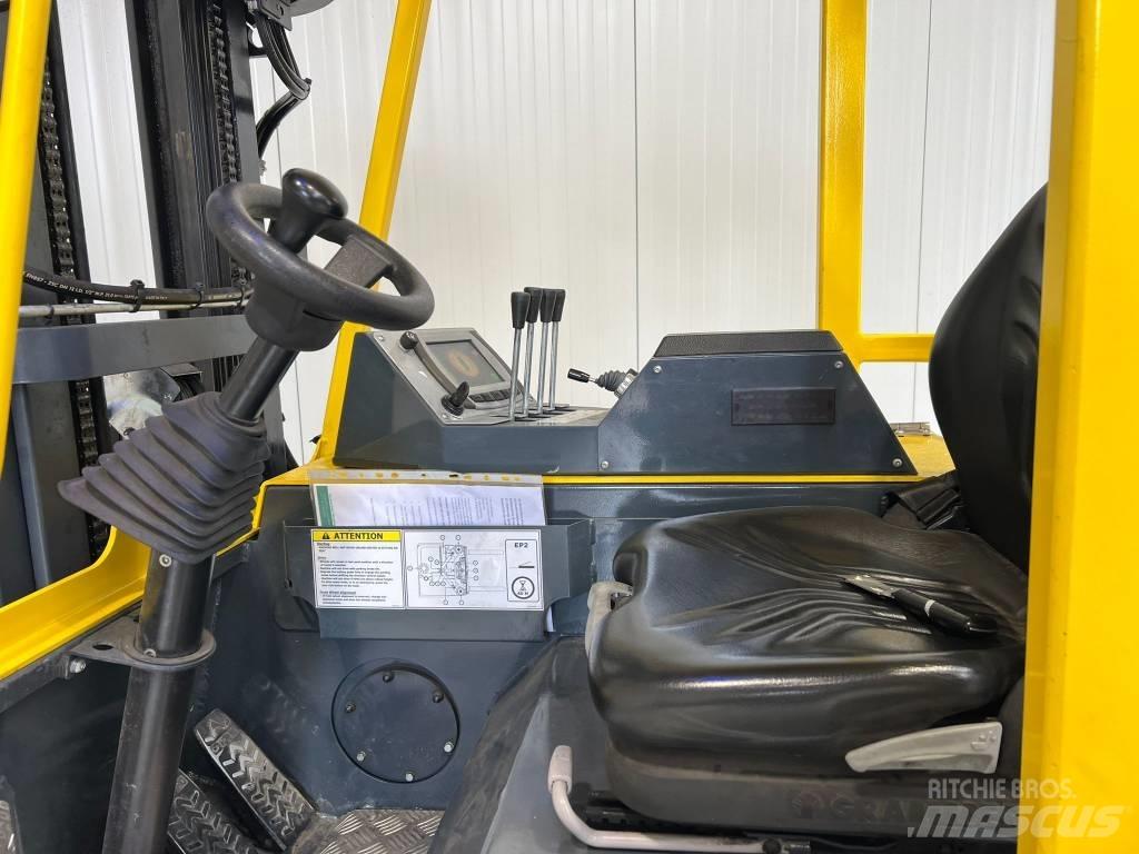 Combilift CBE3000 Wózki widłowe czterokierunkowe