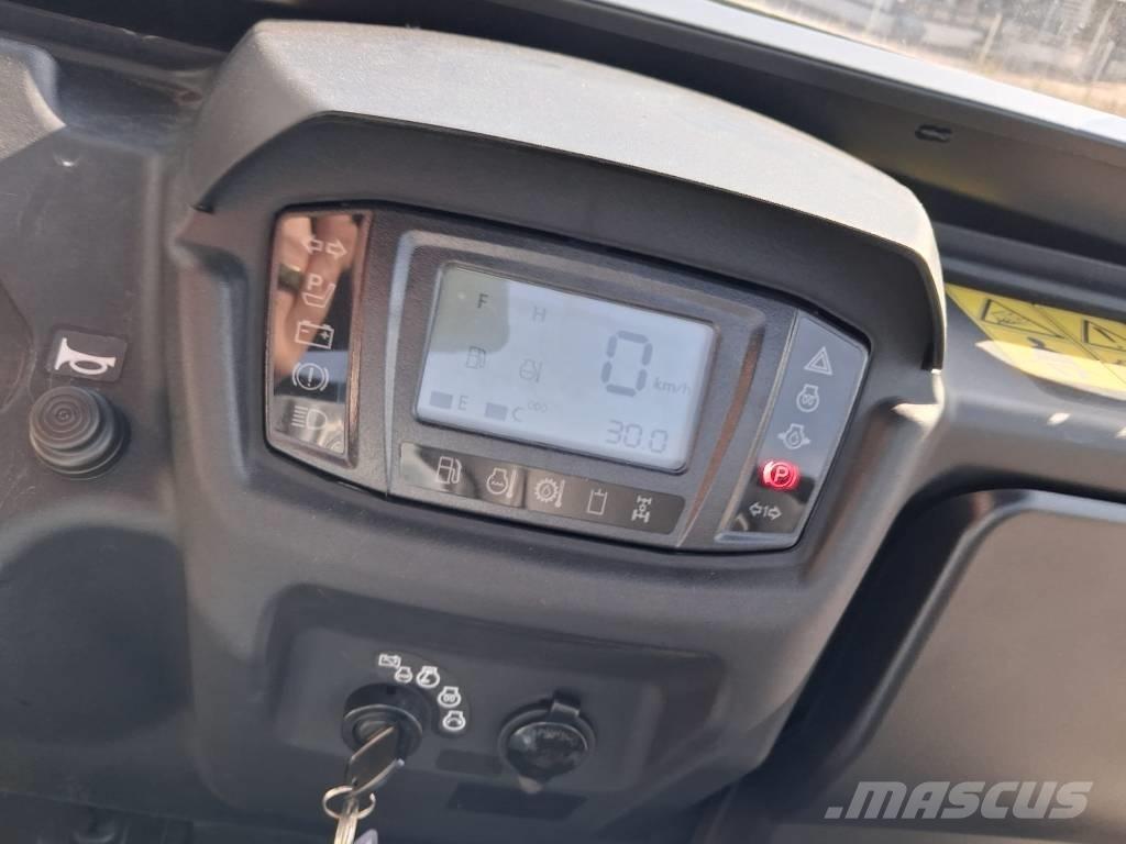Kubota RTV-X 1110 Maszyny komunalne