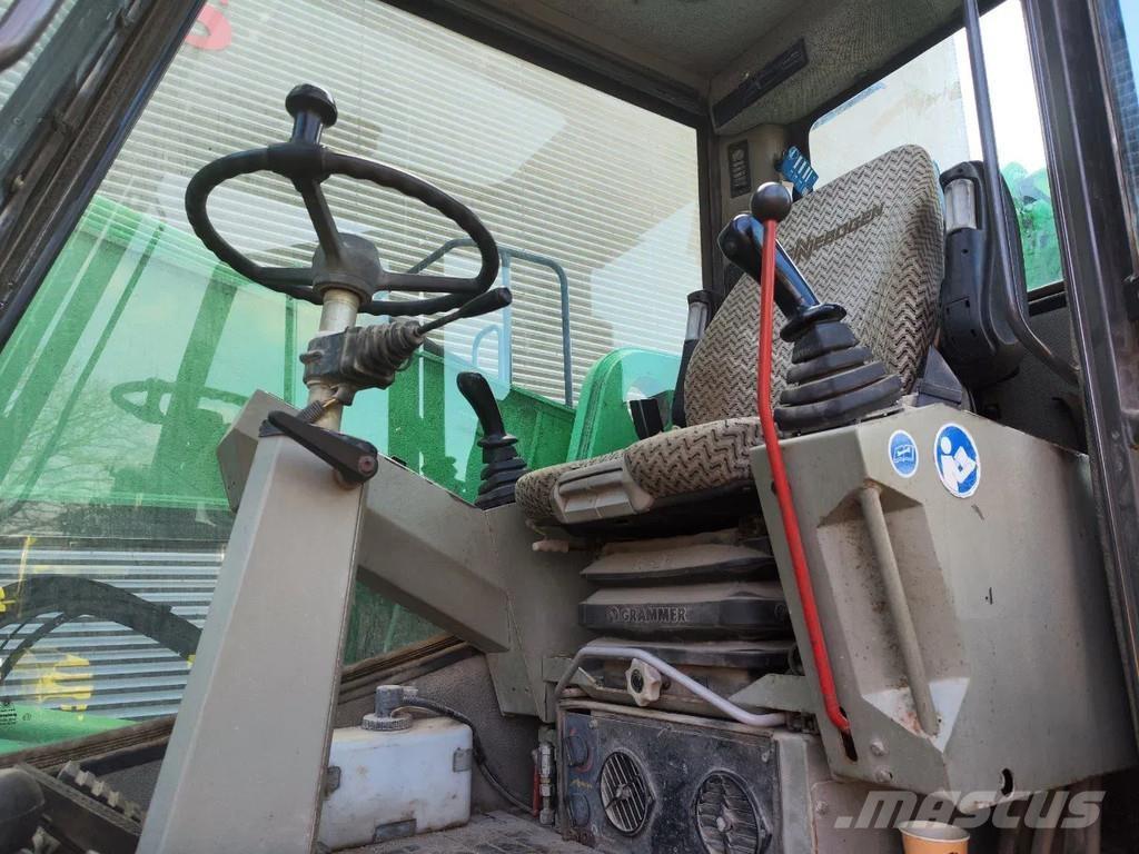 Sennebogen 835M Koparki przeładunkowe