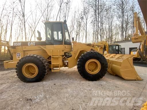 CAT 950F Ładowarki kołowe