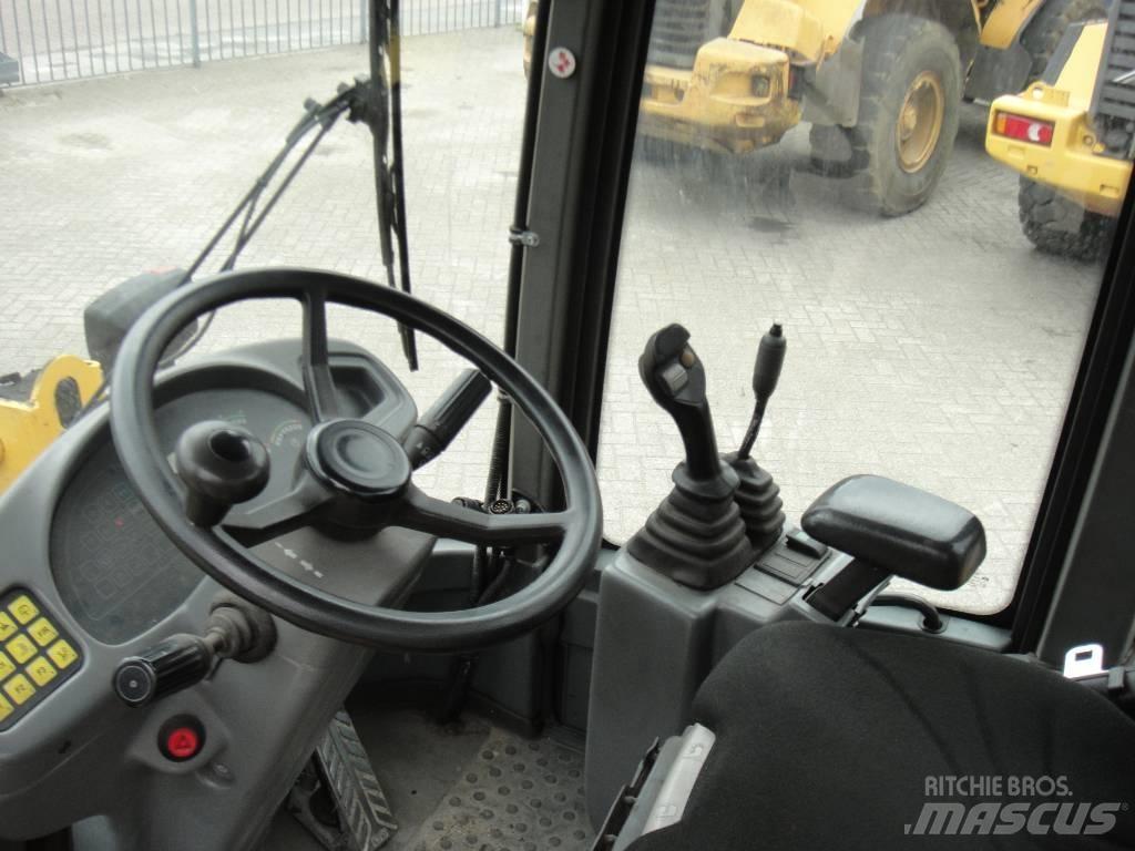 Volvo L 30 B Ładowarki kołowe