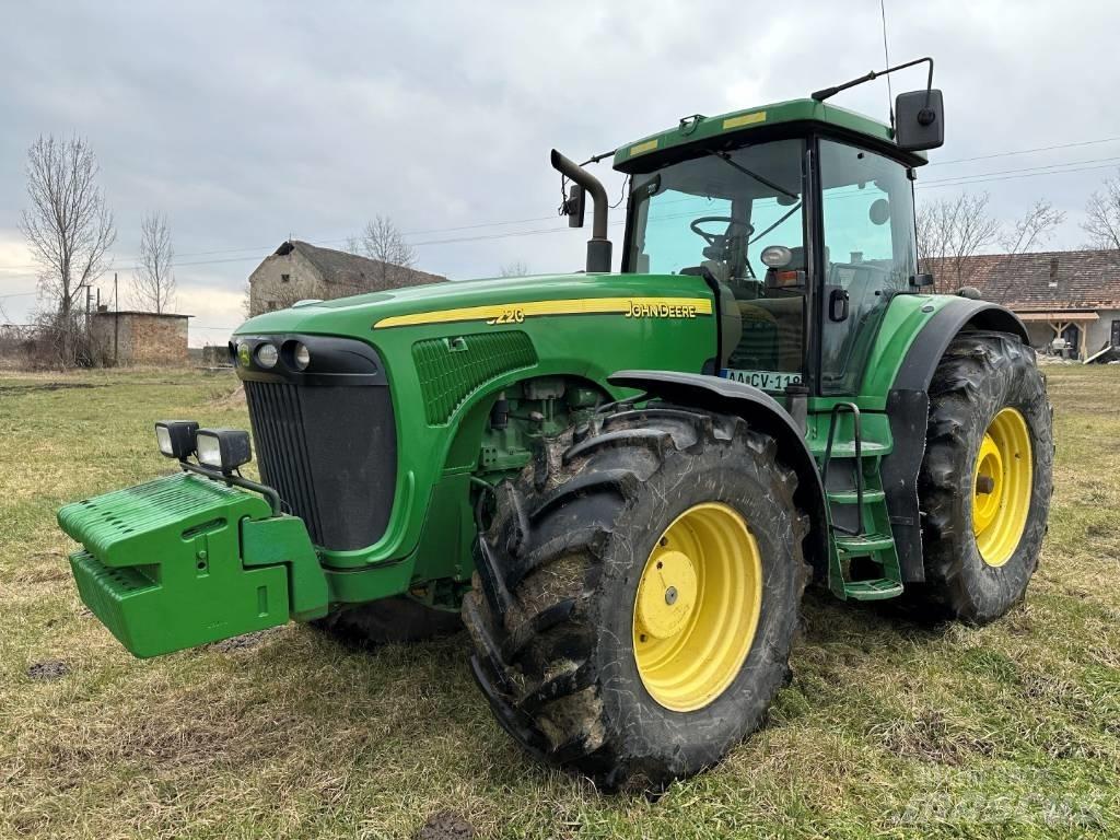 John Deere 8220 Ciągniki rolnicze