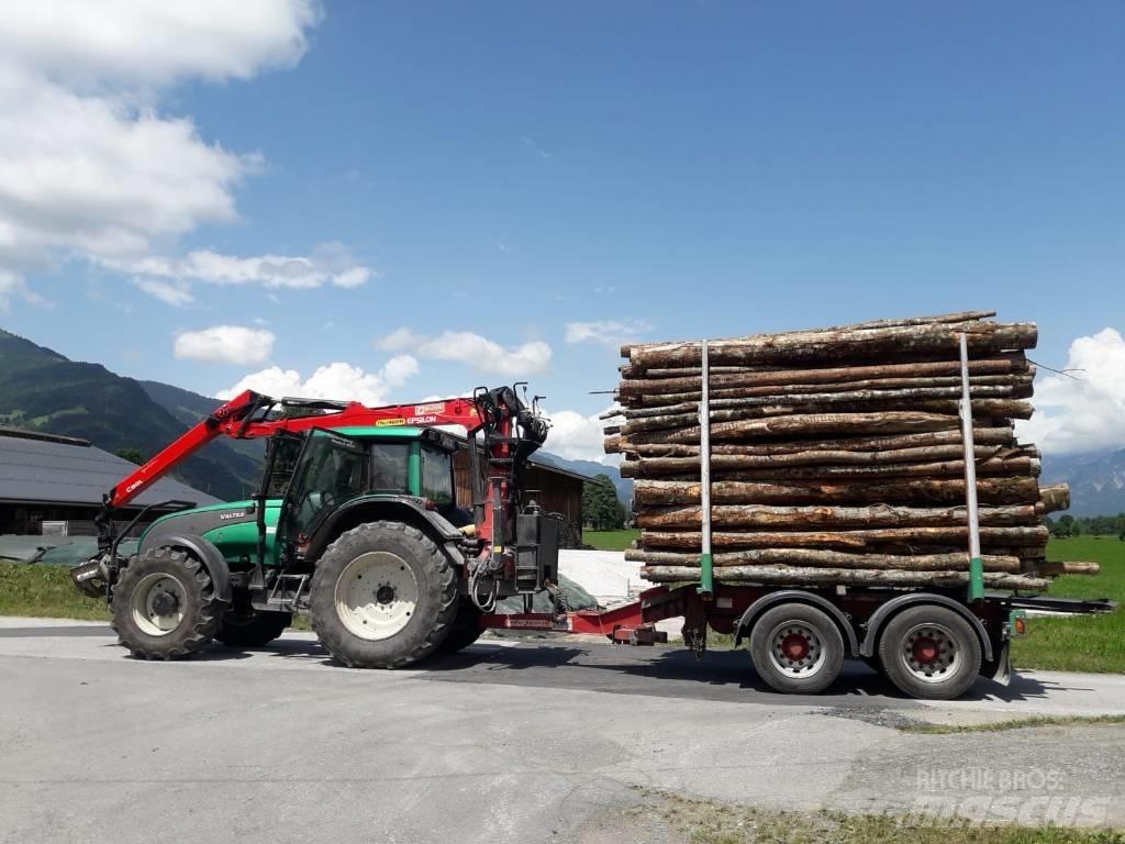 Valtra T 151 E HT Traktory leśne