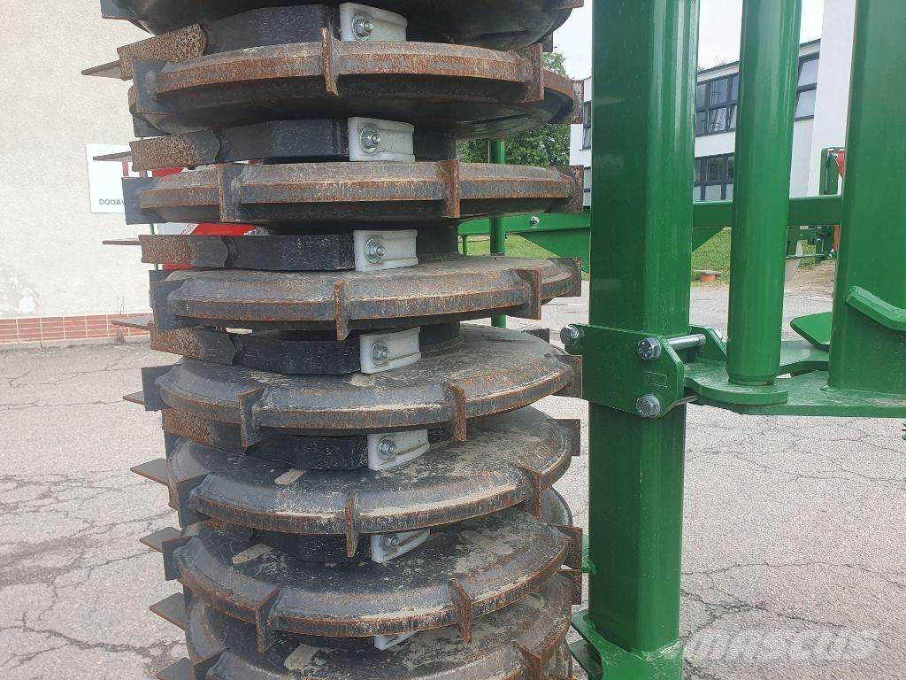 Kerner X4-520 Kultywatory rzedowe