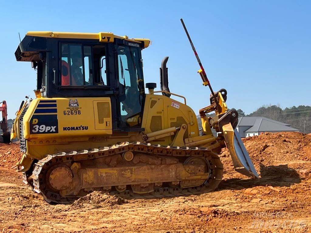 Komatsu D39px-24 Spycharki gąsienicowe