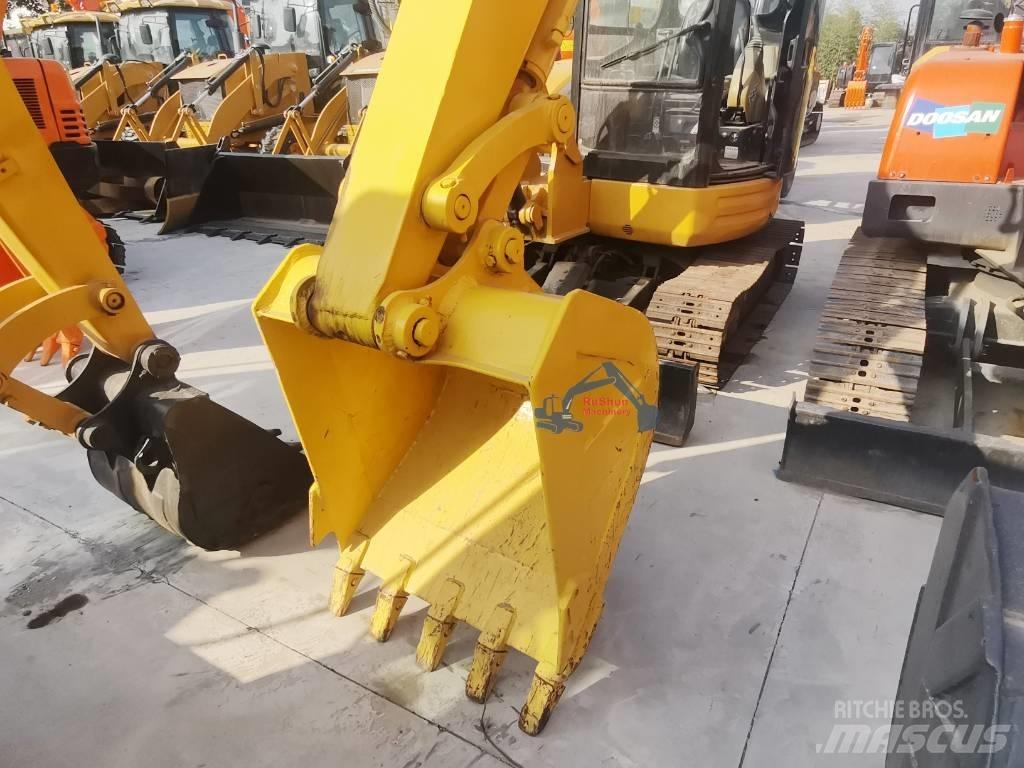 Komatsu PC60 Minikoparki