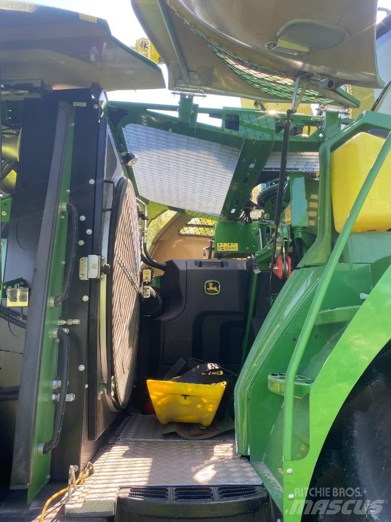 John Deere 8400 i Sieczkarnie samojezdne