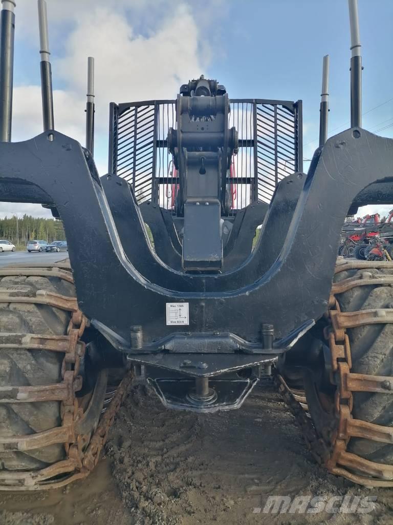 Komatsu 875 Forwardery