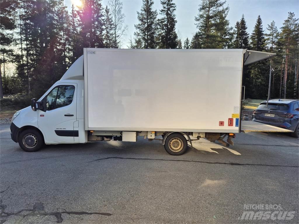 Renault Master Busy / Vany